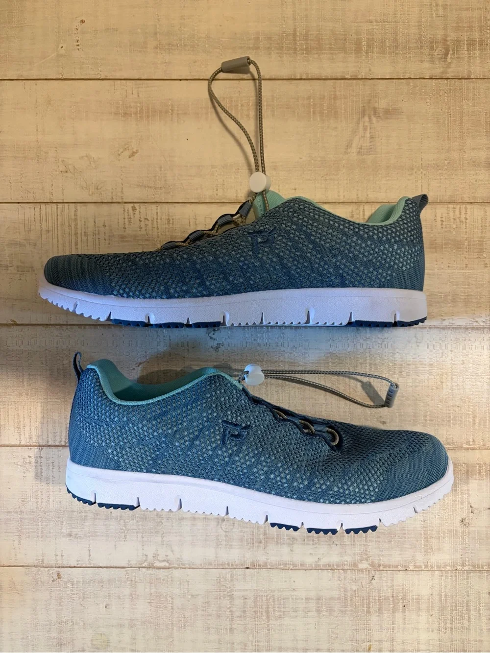 Propét TravelWalker Evo Sneakers Denim Light Blue Women’s 11N AA